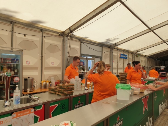 Nieuw bekersysteem tijdens Op Dreef feestweek Nieuw bekersysteem tijdens Op Dreef feestweek